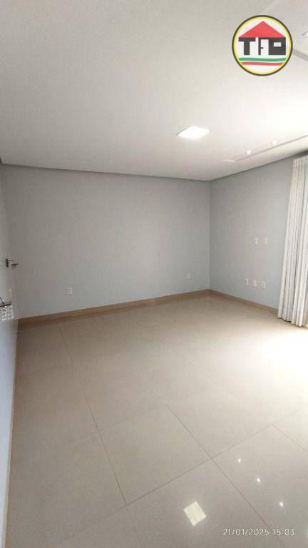 Casa de Condomínio para alugar com 4 quartos, 250m² - Foto 17