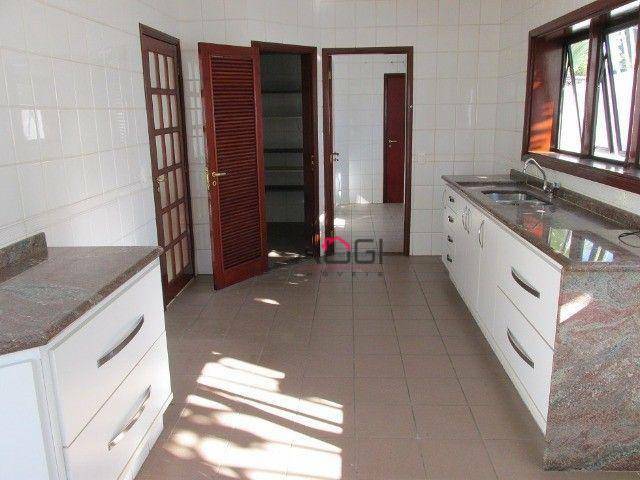 Sobrado à venda com 5 quartos, 400m² - Foto 2