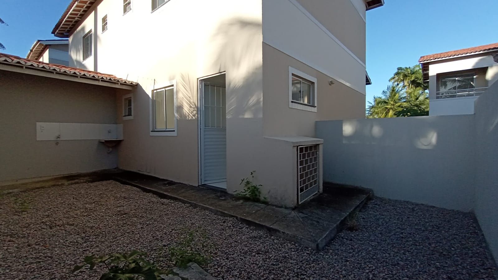 Casa de Condomínio à venda e aluguel com 3 quartos, 72m² - Foto 12