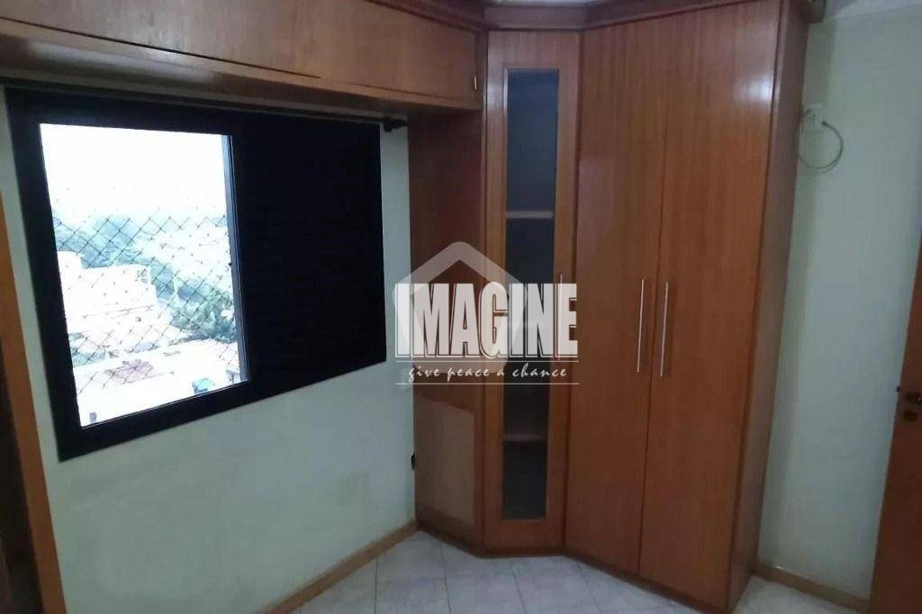 Apartamento à venda com 3 quartos, 77m² - Foto 10