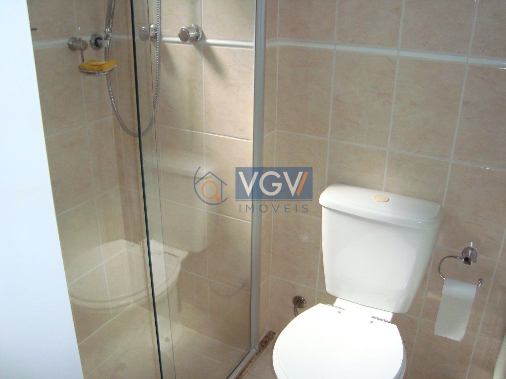 Apartamento à venda com 3 quartos, 70m² - Foto 4