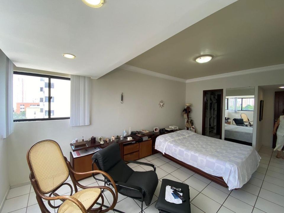 Apartamento à venda com 3 quartos, 189m² - Foto 12