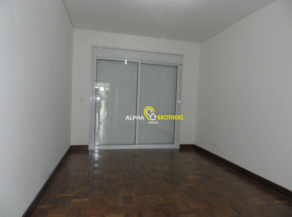 Casa de Condomínio à venda com 4 quartos, 430m² - Foto 15