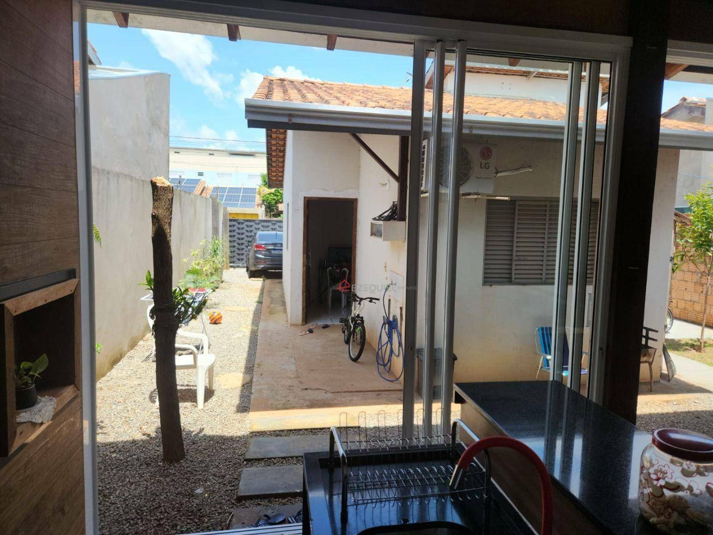 Casa à venda com 2 quartos, 81m² - Foto 5