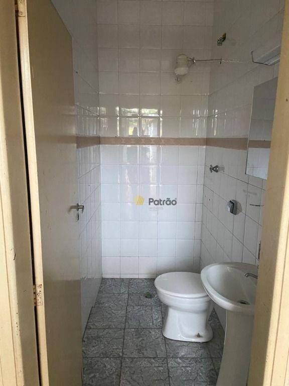 Sobrado à venda e aluguel com 4 quartos, 300m² - Foto 31