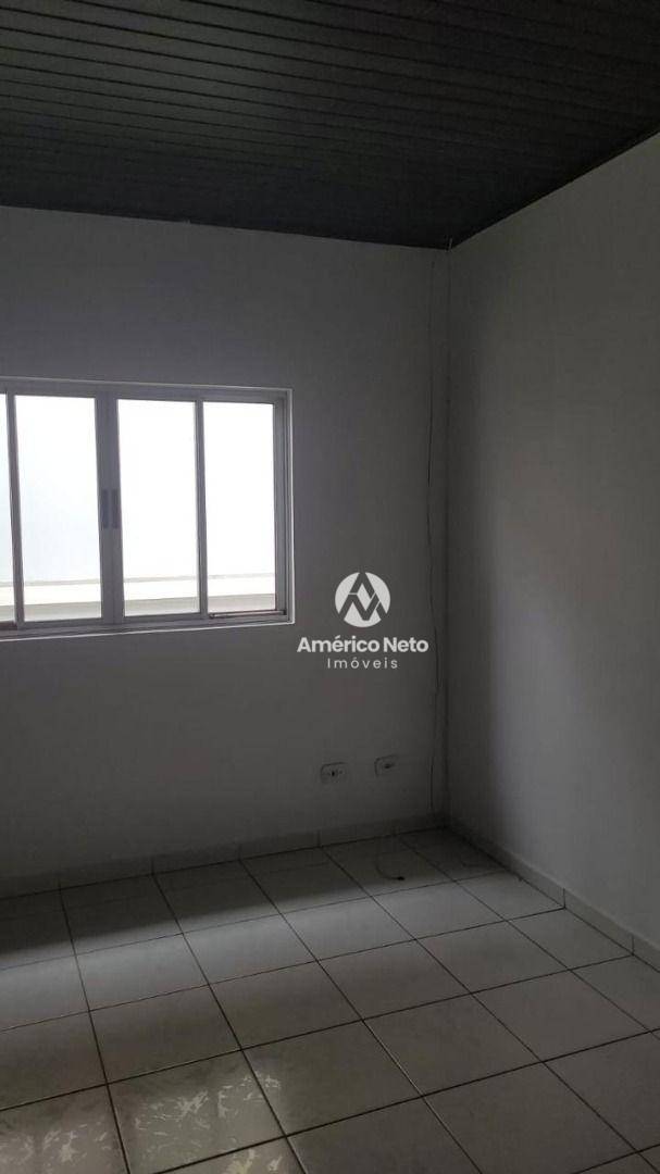 Casa para alugar com 2 quartos, 160m² - Foto 36