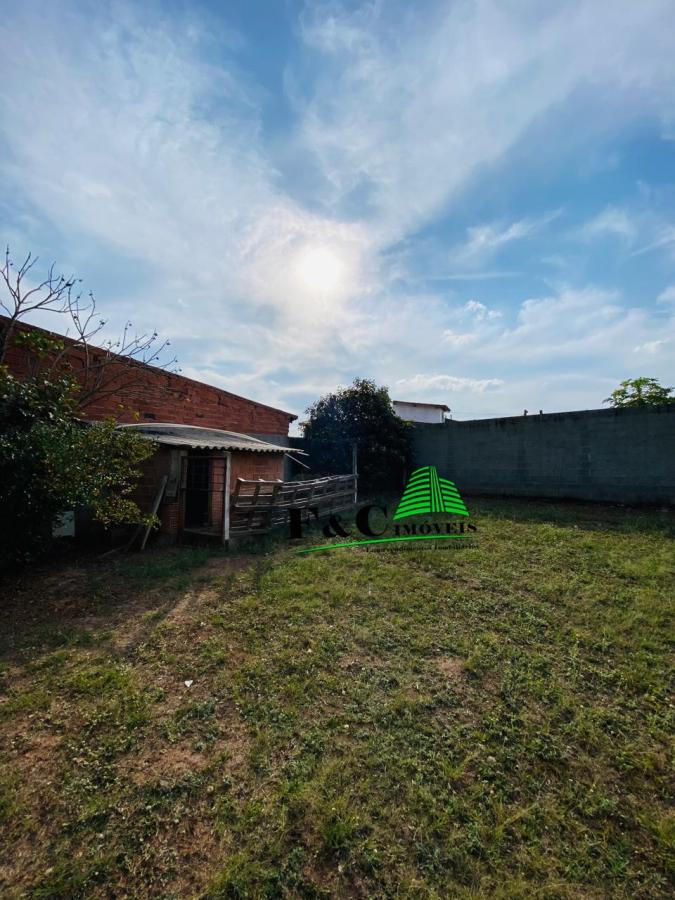 Chácara à venda com 2 quartos, 1200m² - Foto 2
