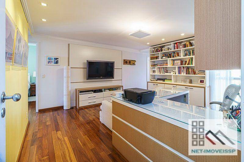 Apartamento à venda com 4 quartos, 240m² - Foto 25