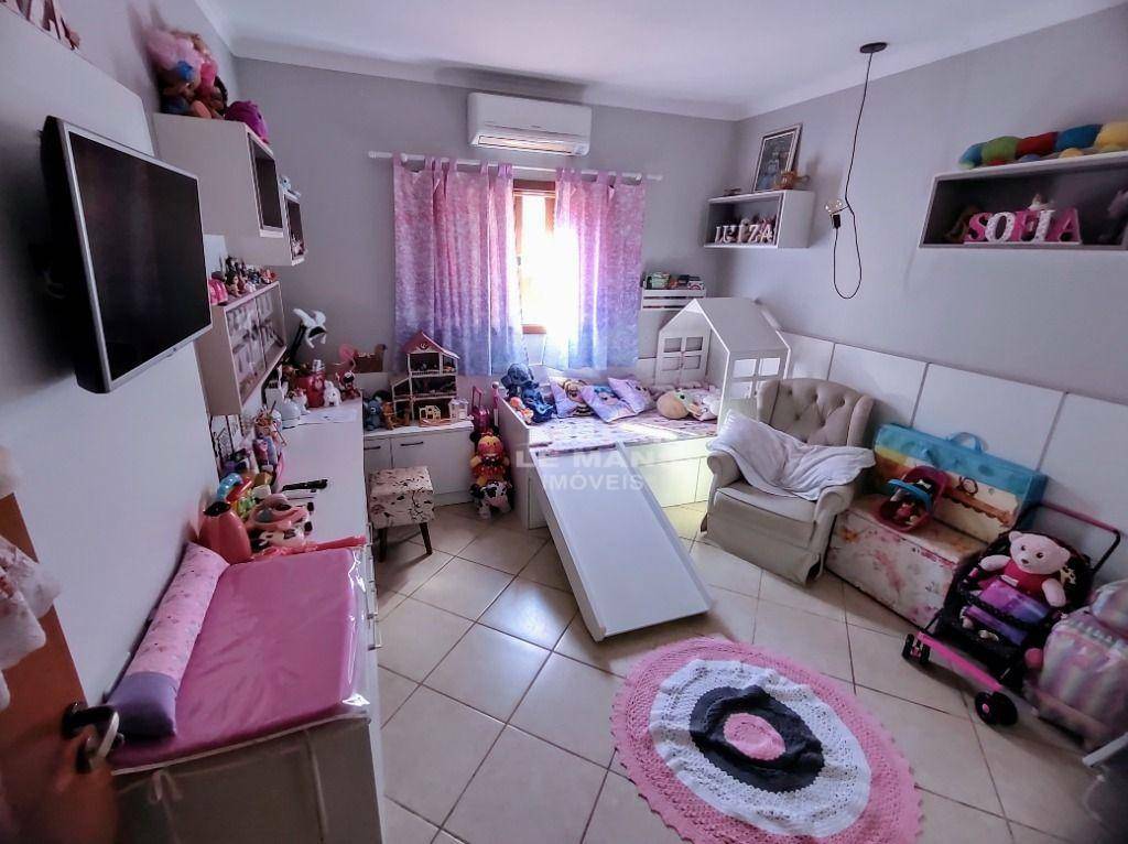 Casa à venda com 2 quartos, 125m² - Foto 15