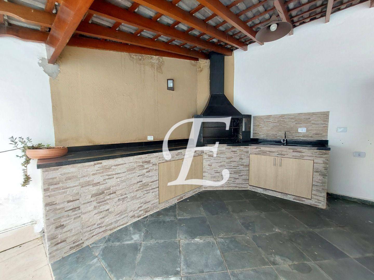 Casa de Condomínio à venda com 4 quartos, 362m² - Foto 9