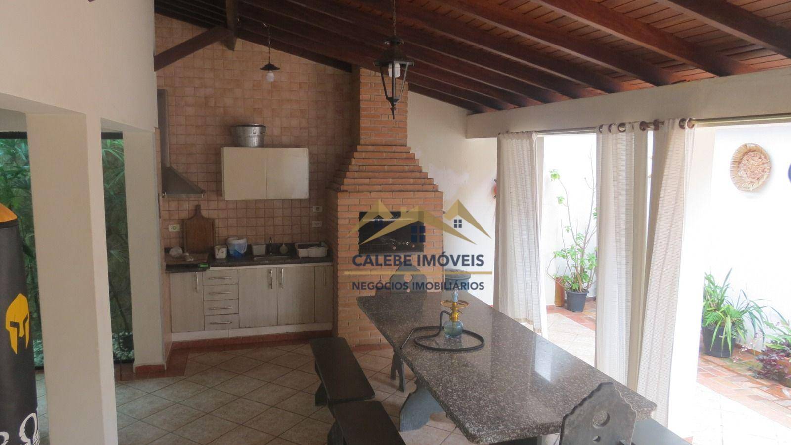 Casa à venda com 4 quartos, 235m² - Foto 12