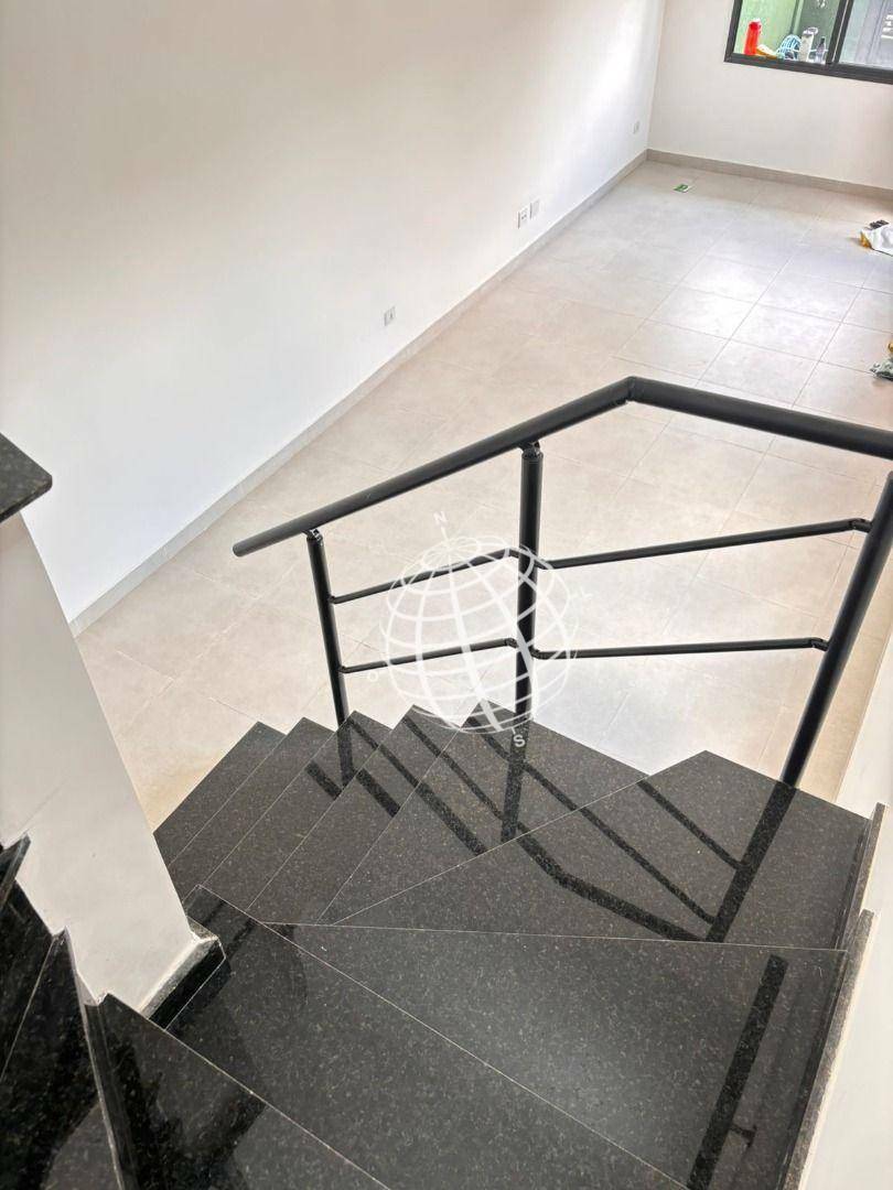 Casa à venda com 3 quartos, 198m² - Foto 13