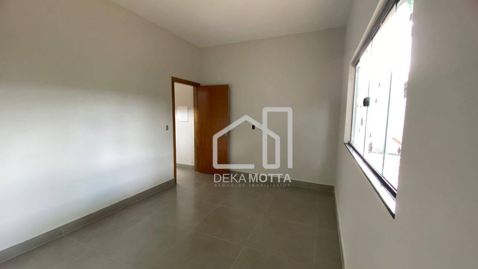 Casa à venda com 2 quartos, 73m² - Foto 9