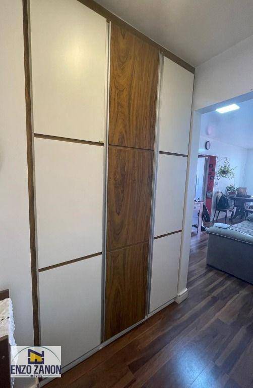 Apartamento à venda com 2 quartos, 49m² - Foto 3