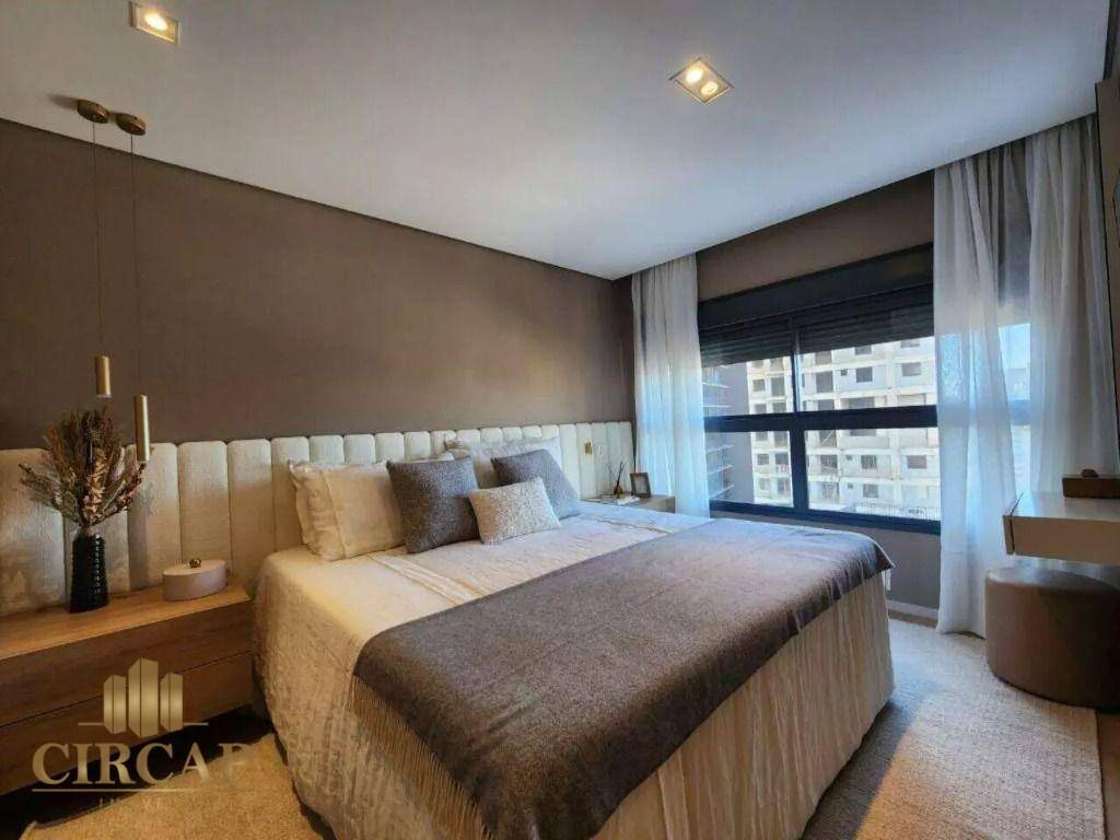 Apartamento à venda com 4 quartos, 195m² - Foto 17