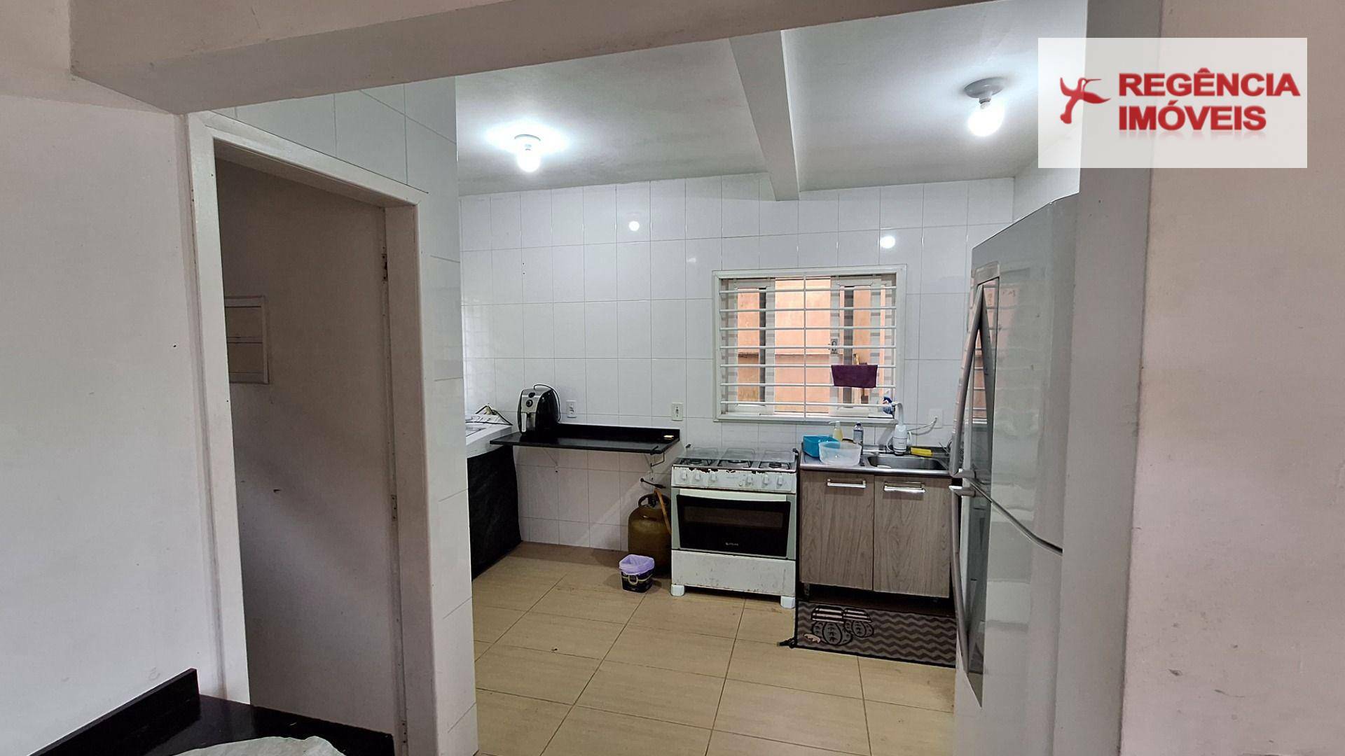 Casa à venda com 3 quartos, 200m² - Foto 17