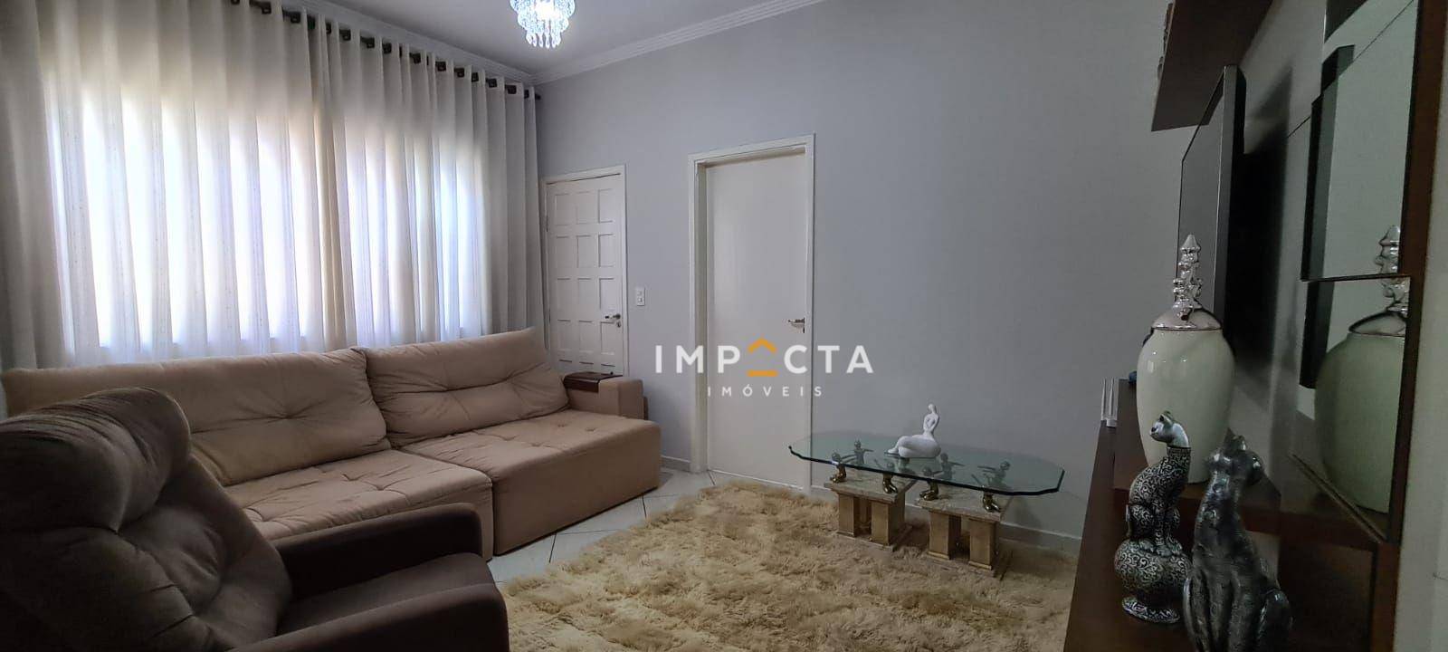 Casa à venda com 3 quartos, 105m² - Foto 1