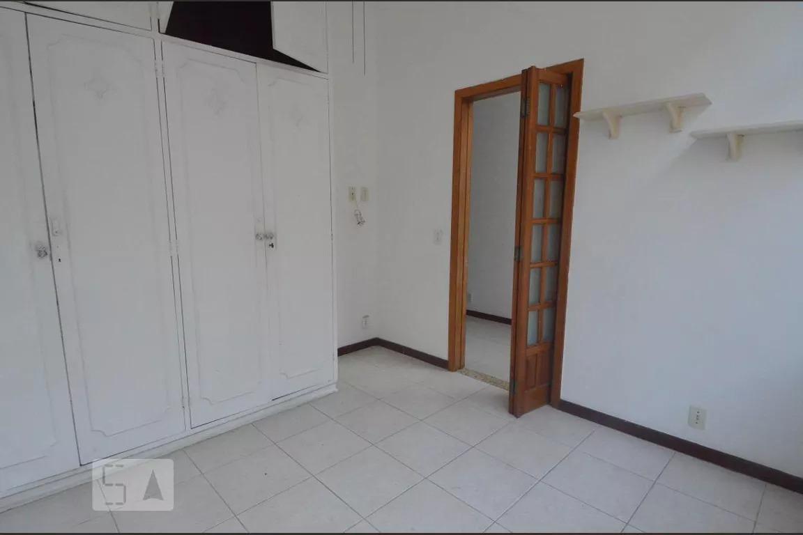 Apartamento à venda com 2 quartos, 65m² - Foto 7