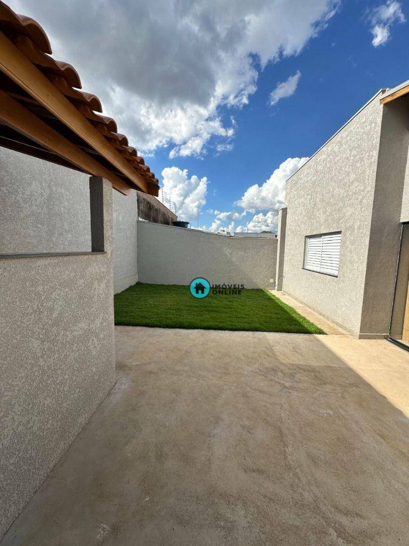 Casa à venda com 3 quartos, 160m² - Foto 5