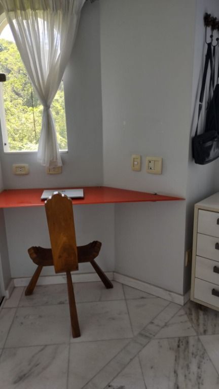 Apartamento à venda com 3 quartos, 180m² - Foto 19