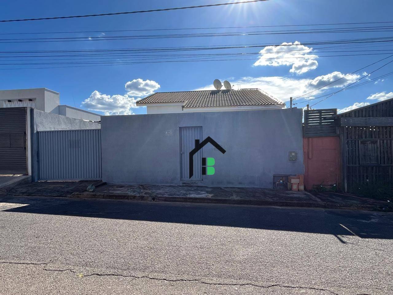 Casa, 3 quartos, 290 m² - Foto 1