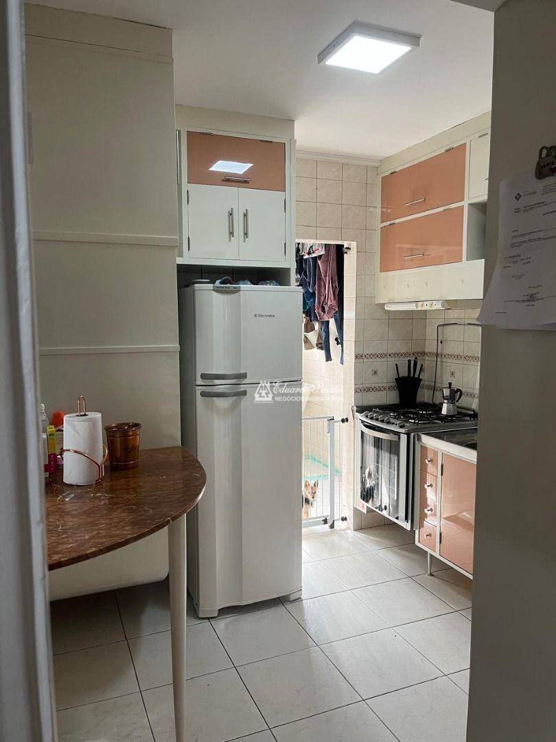 Apartamento à venda com 3 quartos, 95m² - Foto 7