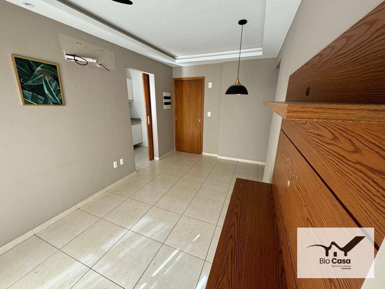 Apartamento à venda com 2 quartos, 66m² - Foto 1