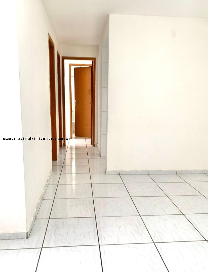 Apartamento à venda com 2 quartos, 65m² - Foto 4
