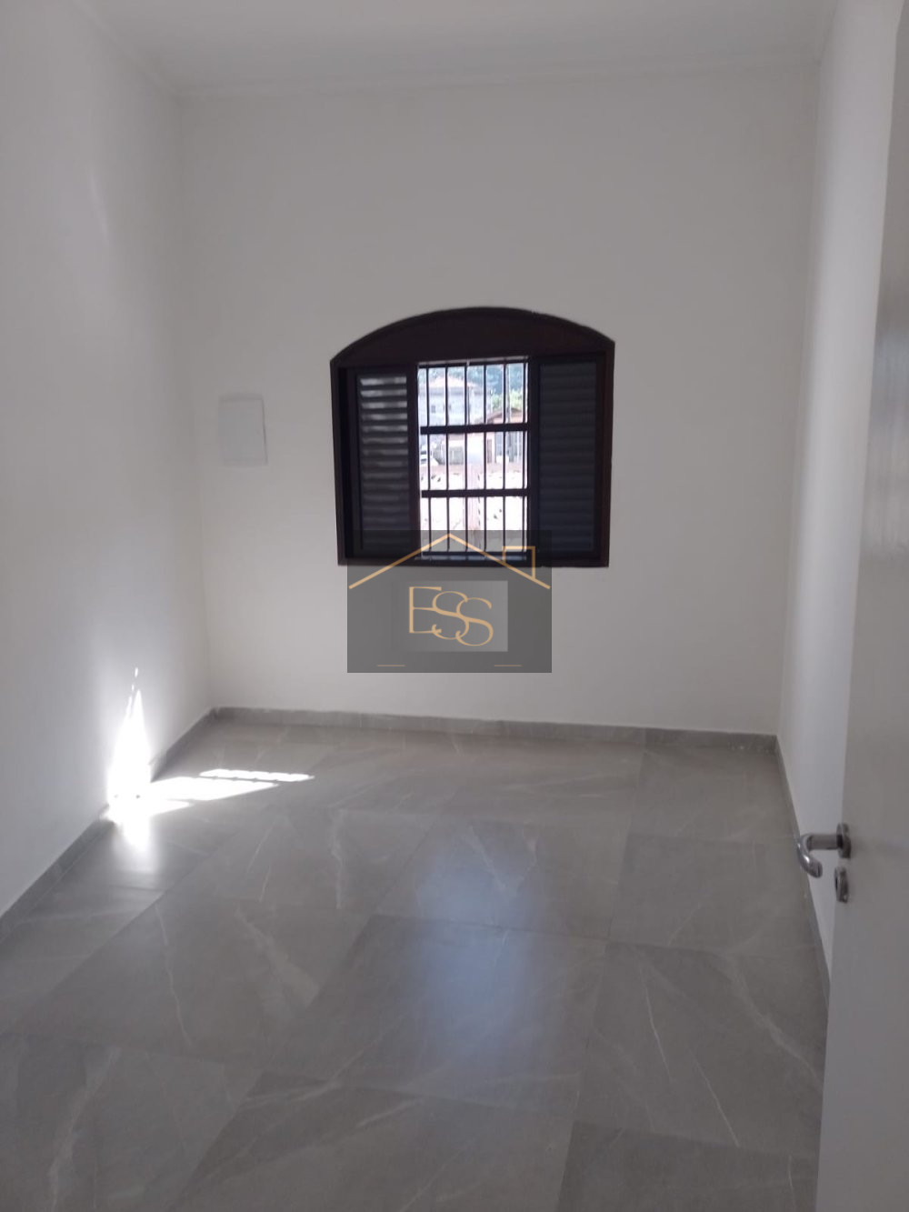 Casa à venda com 2 quartos, 68m² - Foto 11