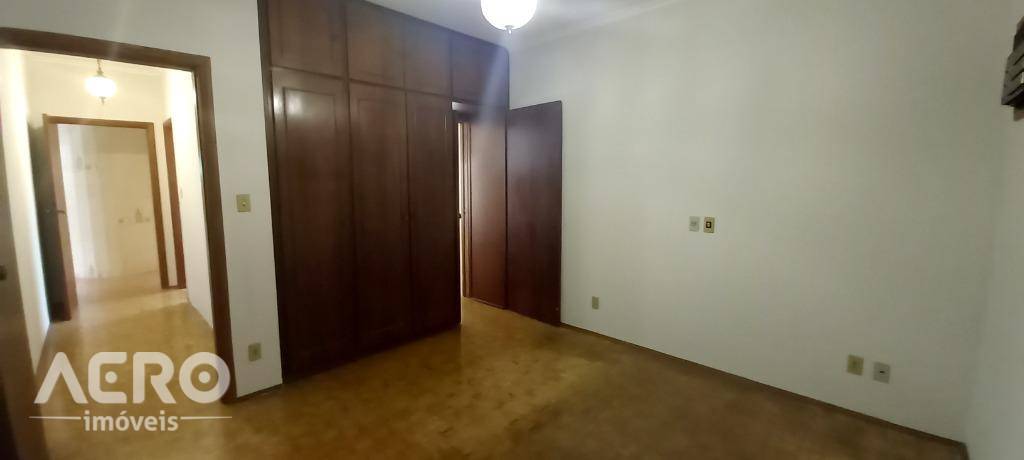 Casa para alugar com 3 quartos, 148m² - Foto 14