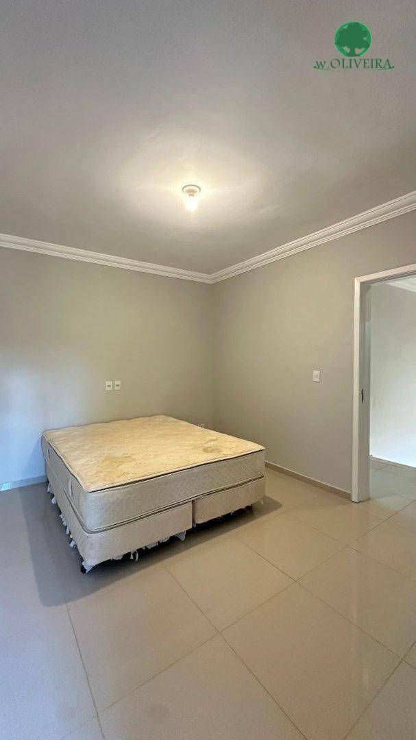 Chácara à venda e aluguel com 3 quartos, 246m² - Foto 13