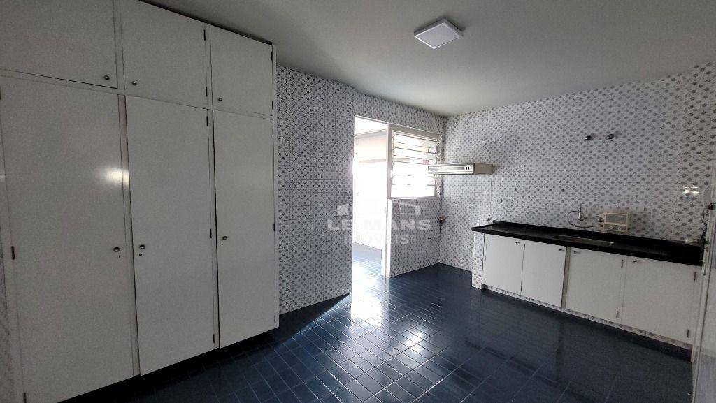 Apartamento à venda com 3 quartos, 165m² - Foto 13