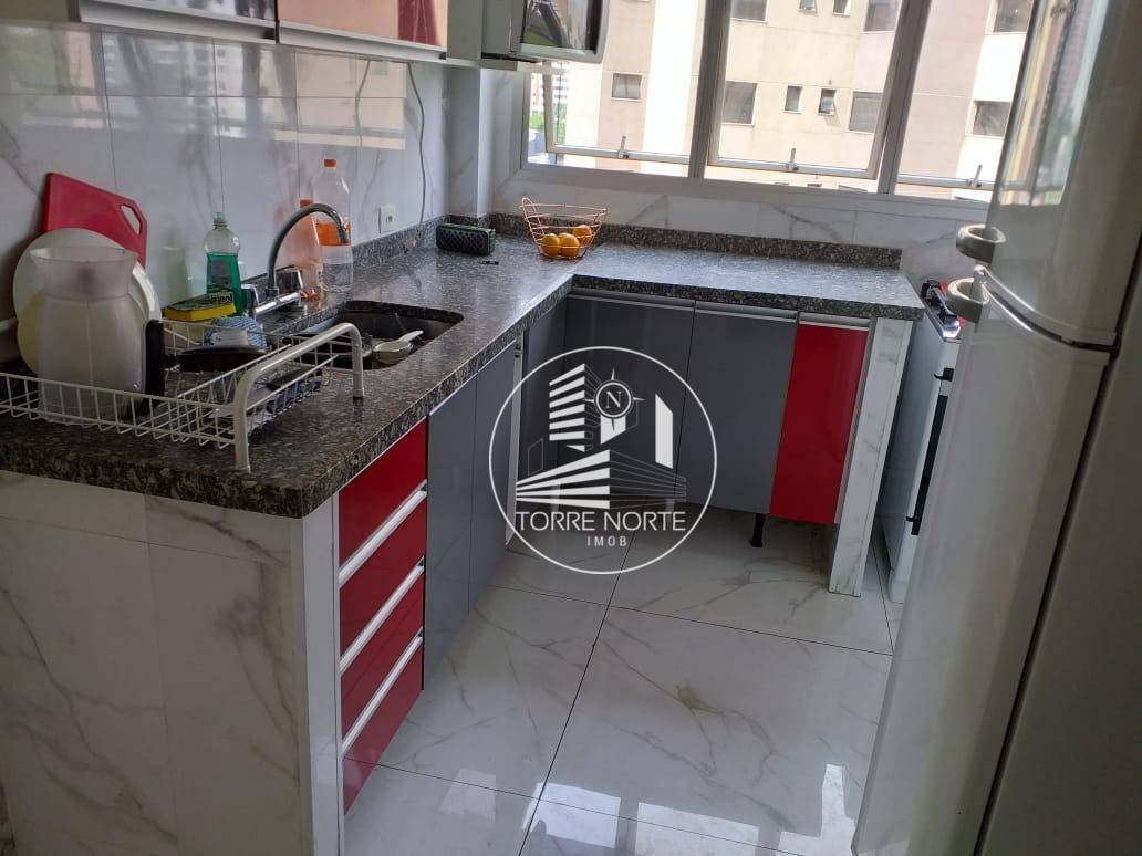 Apartamento à venda com 2 quartos, 80m² - Foto 9