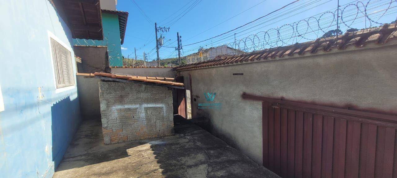 Casa para alugar com 3 quartos, 132m² - Foto 11