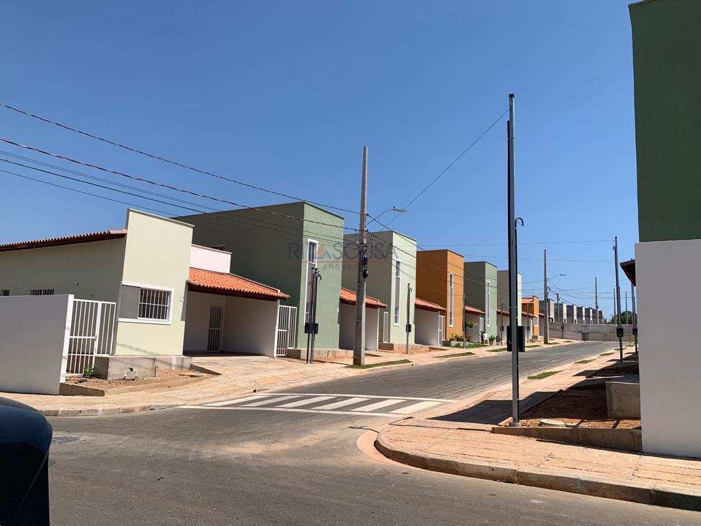 Casa à venda com 3 quartos, 77m² - Foto 17