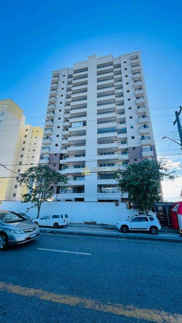 Apartamento à venda com 3 quartos, 158m² - Foto 3