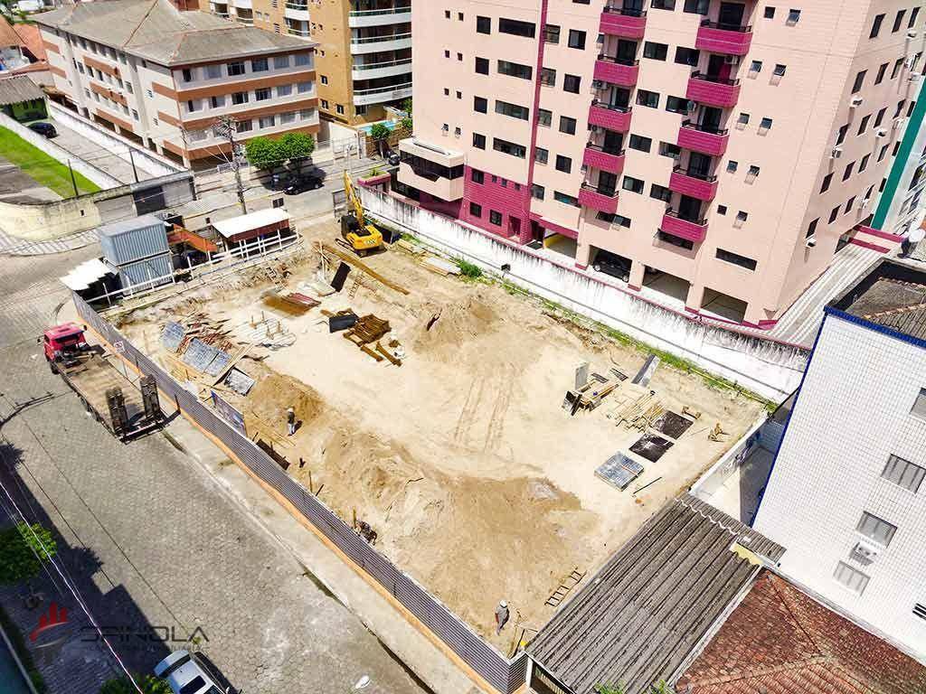 Apartamento à venda com 2 quartos, 107m² - Foto 14