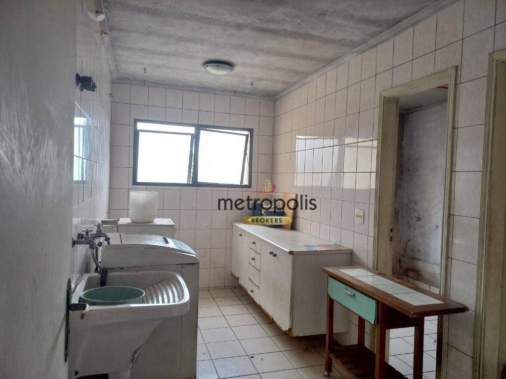 Sobrado à venda com 3 quartos, 238m² - Foto 11