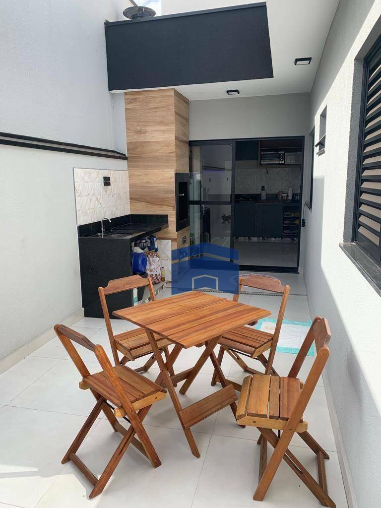 Casa à venda com 3 quartos, 111m² - Foto 14