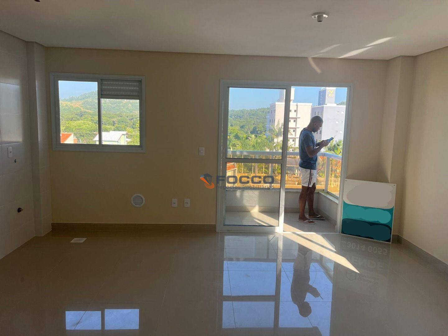 Apartamento à venda com 3 quartos, 84m² - Foto 11