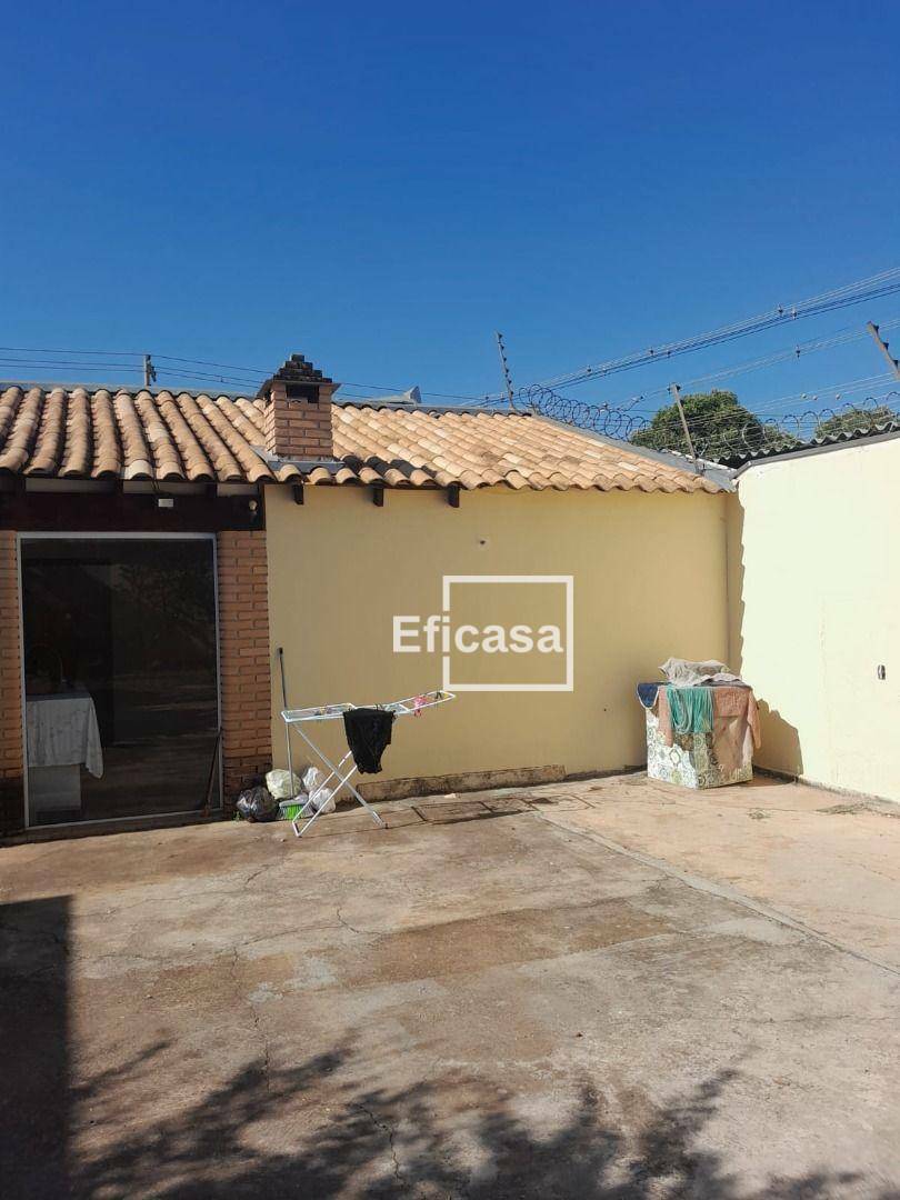 Casa à venda com 3 quartos, 270m² - Foto 19