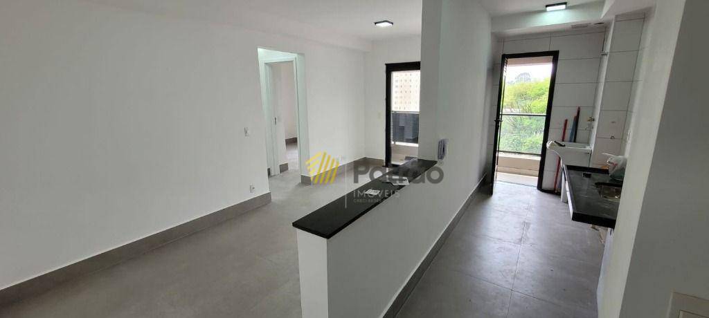 Apartamento para alugar com 2 quartos, 55m² - Foto 9