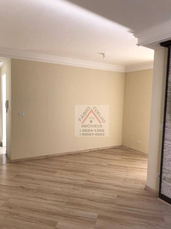 Apartamento à venda com 2 quartos, 67m² - Foto 4