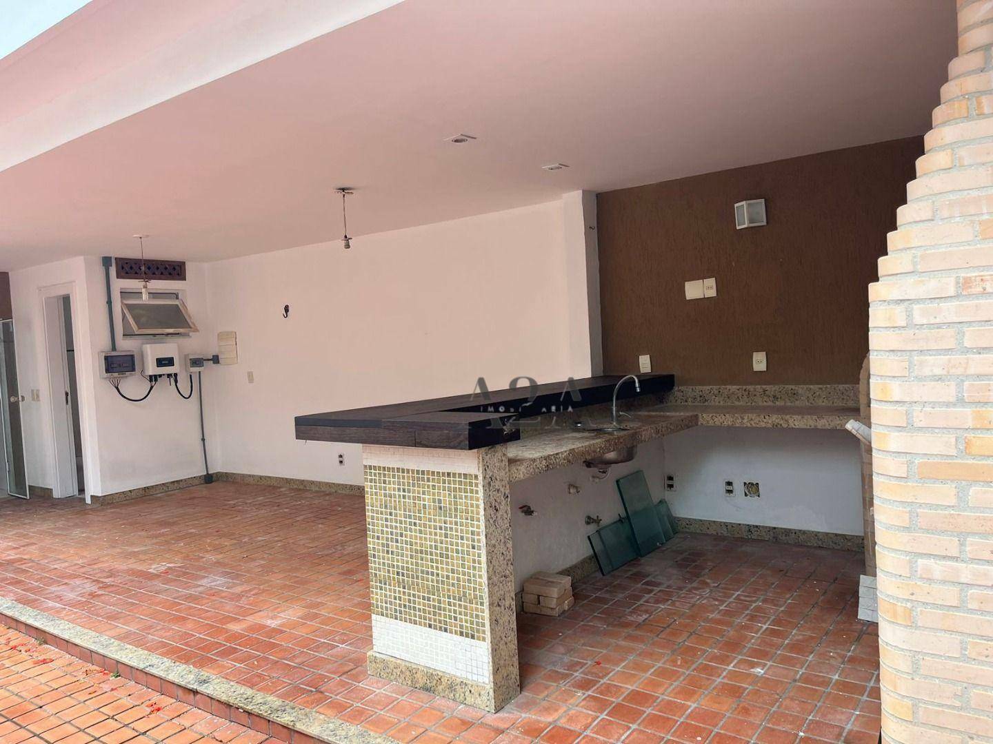 Casa à venda com 4 quartos, 357m² - Foto 33