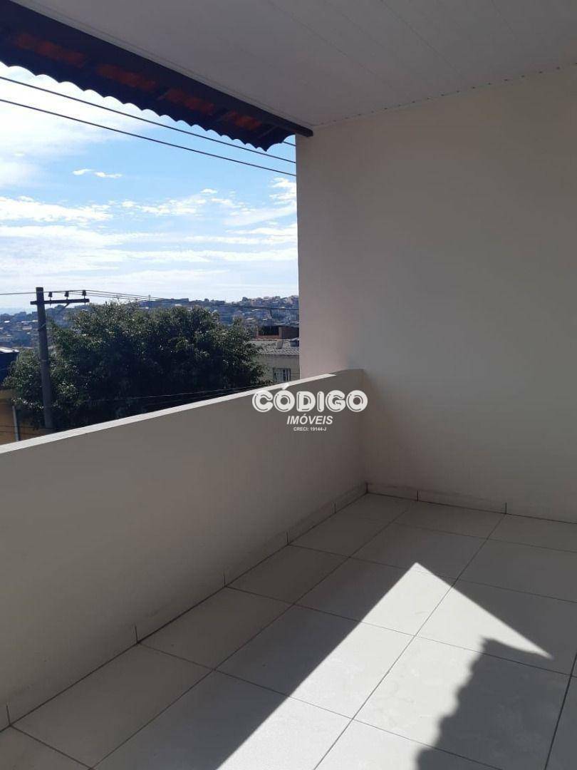 Sobrado à venda com 2 quartos, 180m² - Foto 14