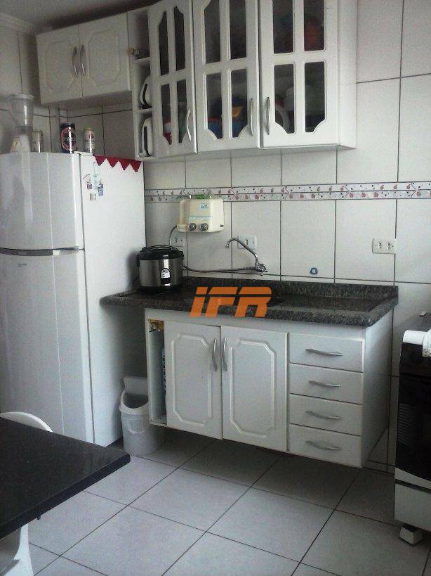 Apartamento à venda com 3 quartos, 83m² - Foto 4