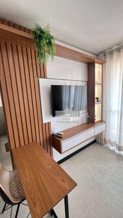 Apartamento à venda e aluguel com 1 quarto, 33m² - Foto 1