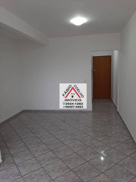 Apartamento à venda com 3 quartos, 60m² - Foto 13