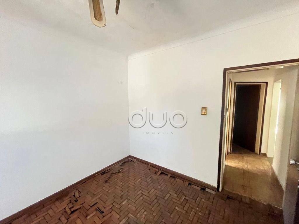 Casa à venda com 2 quartos, 209m² - Foto 9