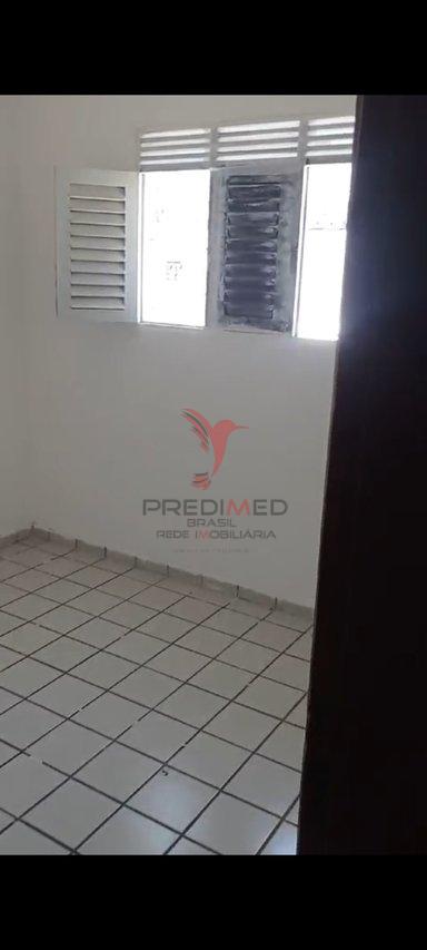 Apartamento à venda com 3 quartos, 70m² - Foto 2